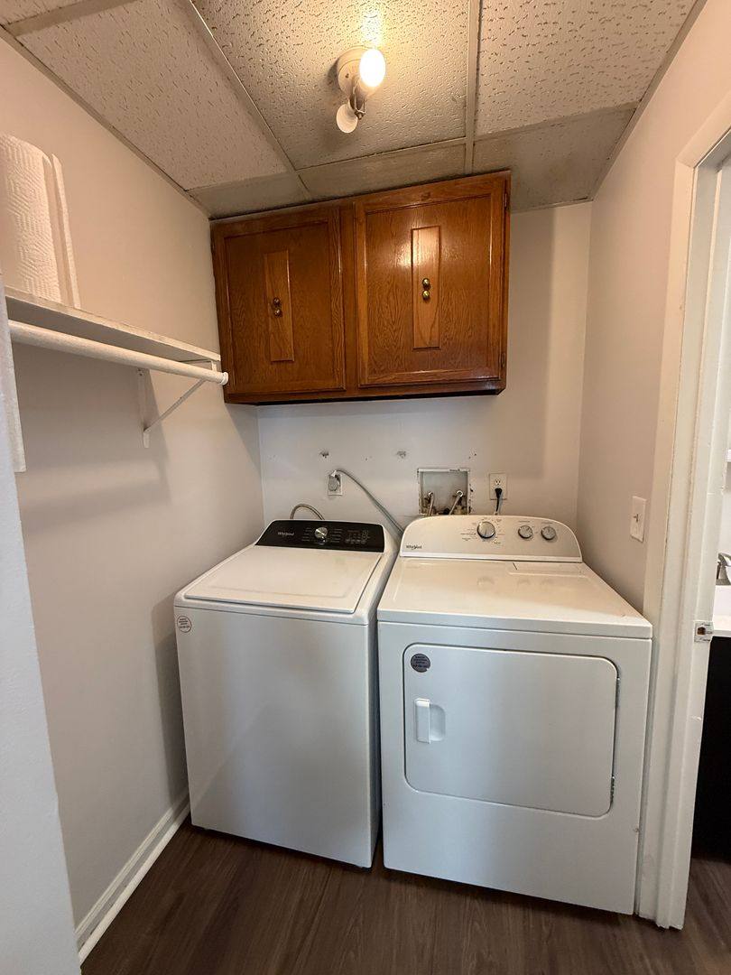 Apartment for rent at 1235 N 8th, Springfield, IL 62702