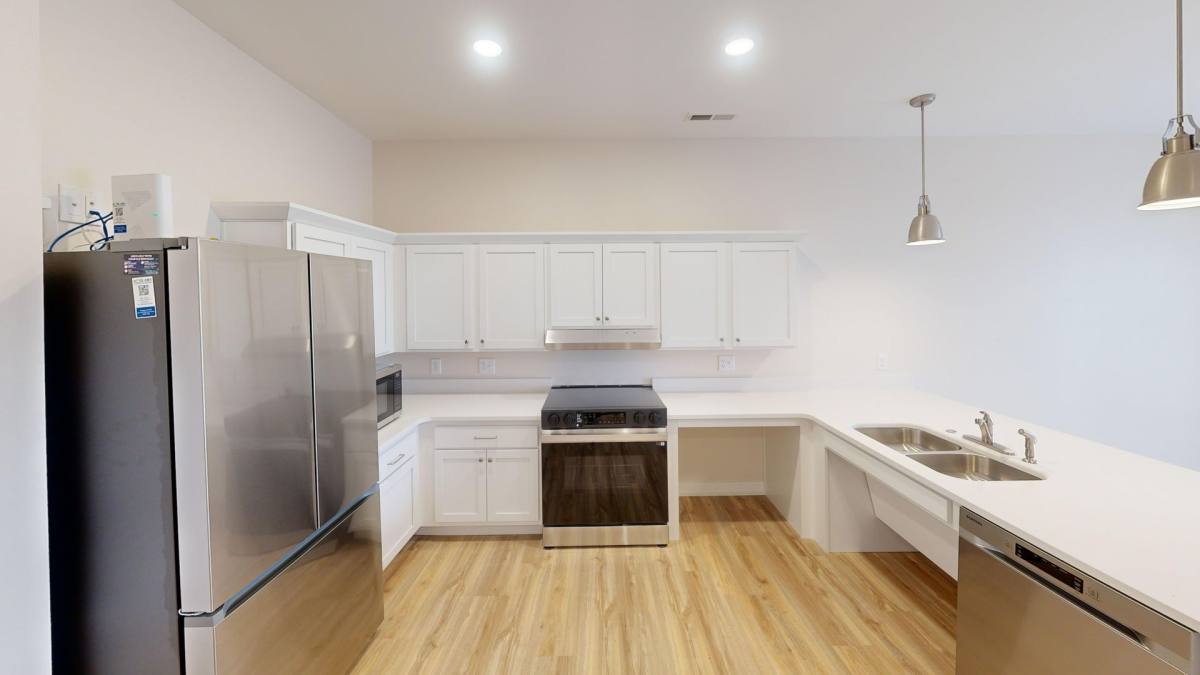Apartment for rent at 900 3rd St SE, Cedar Rapids, IA 52401