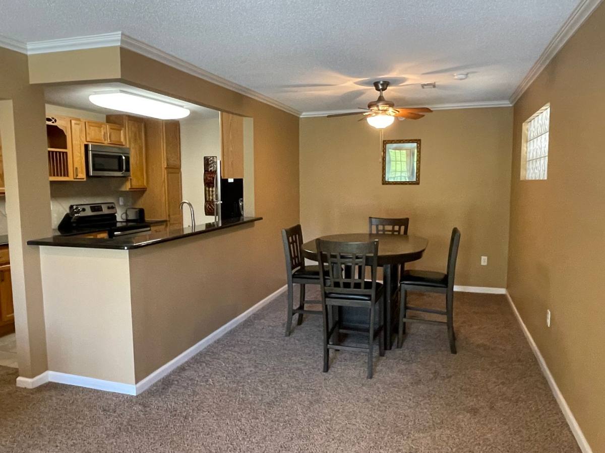 Apartment for rent at 2037-2097 Pear Tree Court, Cape Girardeau, MO 63701
