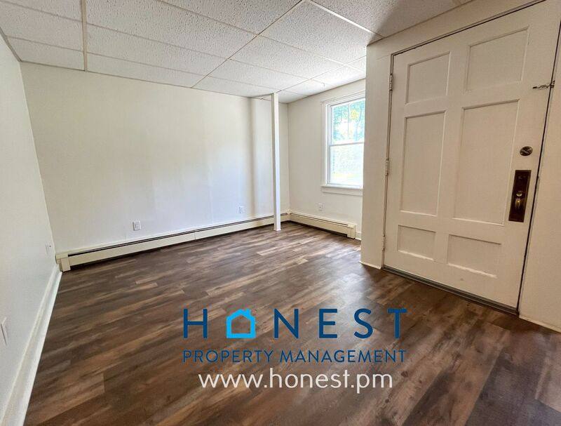 Apartment for rent at 20 Academy St #2, Hallowell, ME 04347
