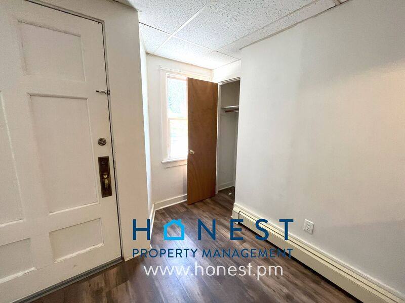 Apartment for rent at 20 Academy St #2, Hallowell, ME 04347