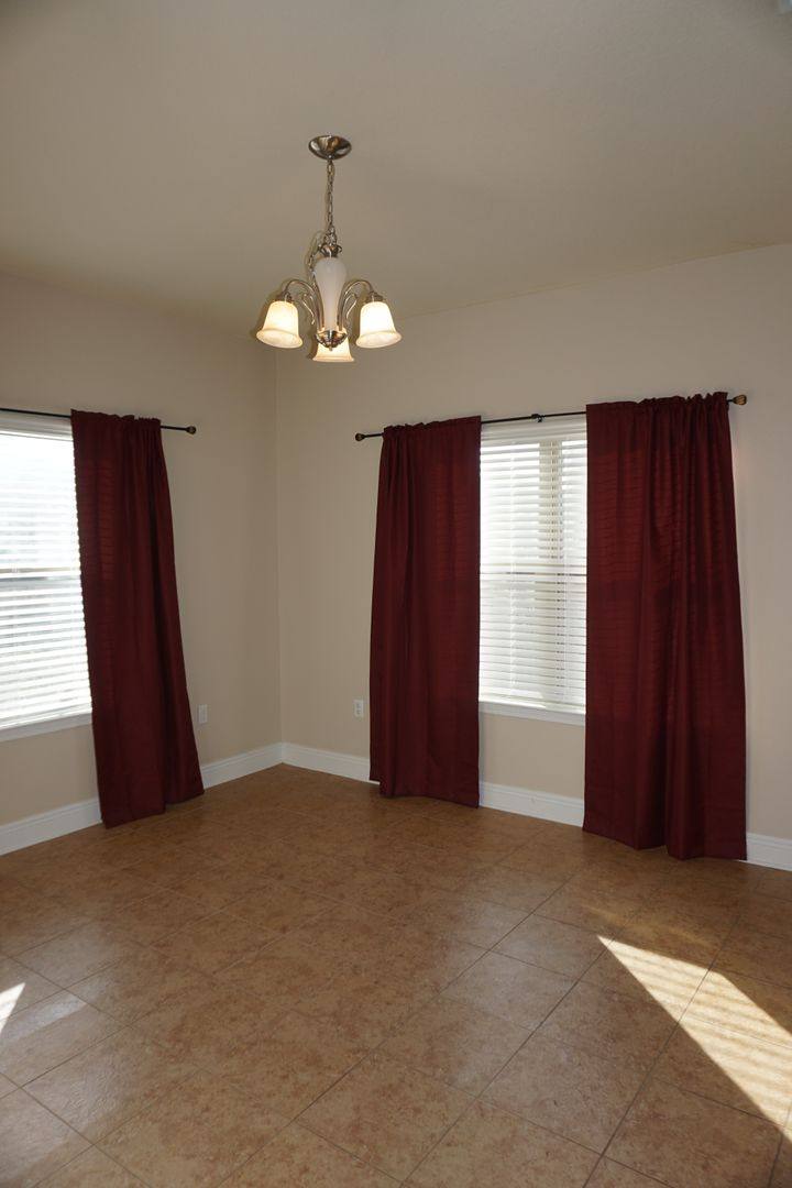 House for rent at 307 Windmill Way, Crestview, FL 32536