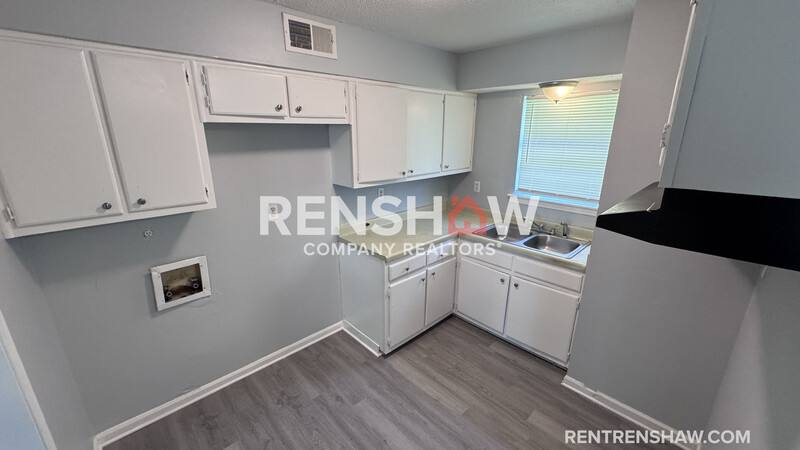 House for rent at 3272 Sweet Springs Dr, Memphis, TN 38128