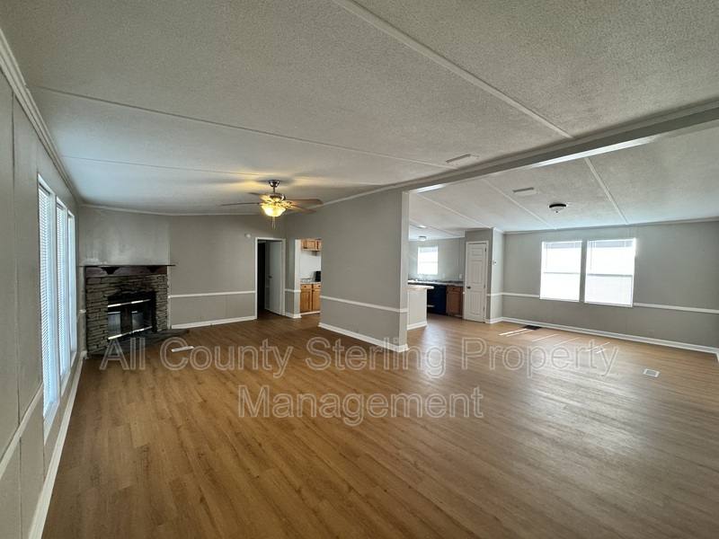 House for rent at 579 SE Baker Ave, Lake City, FL 32025