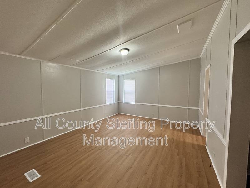House for rent at 579 SE Baker Ave, Lake City, FL 32025