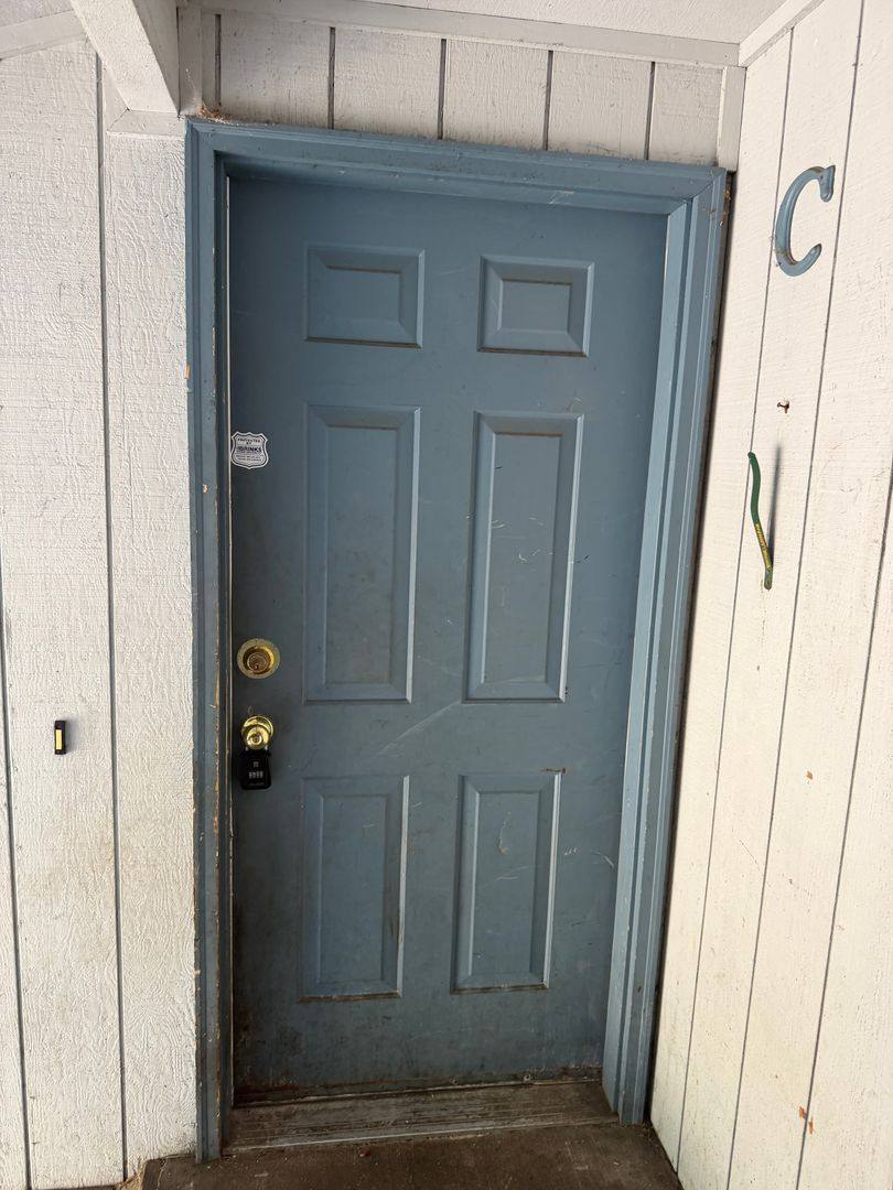 Apartment for rent at 282 S 47th, Springfield, OR 97478
