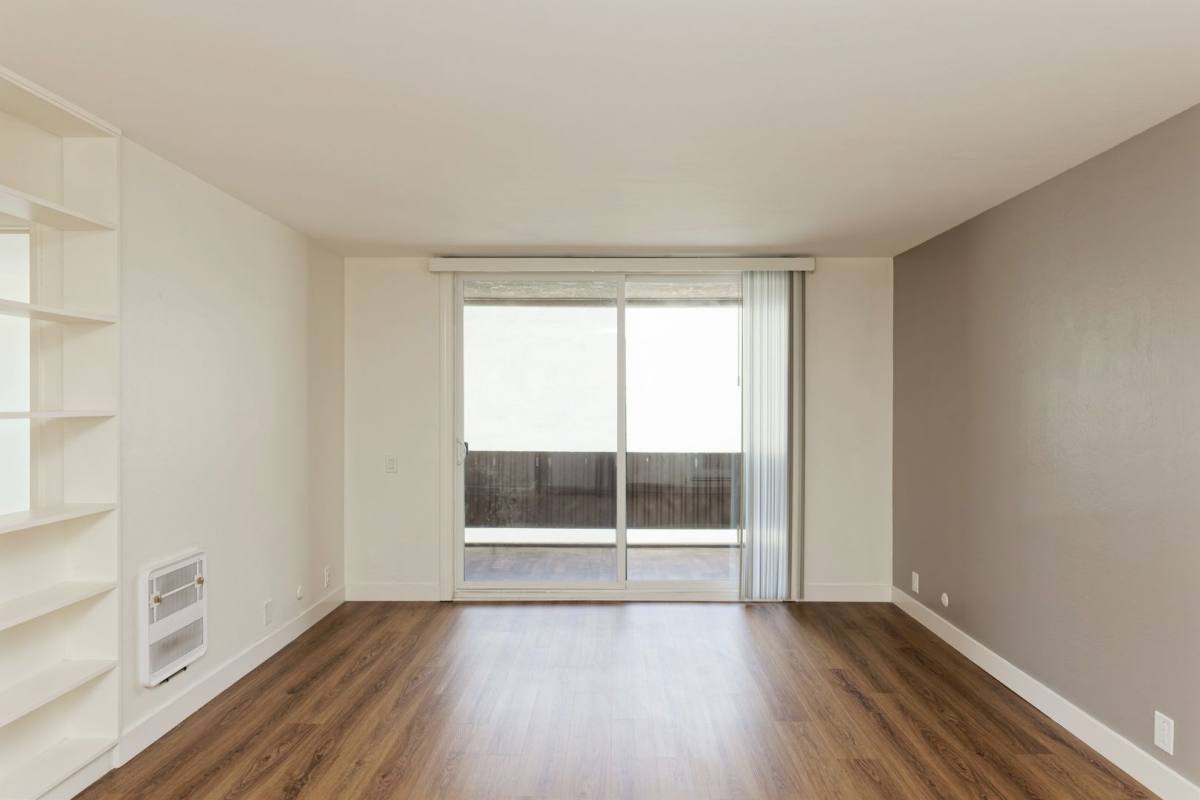 Apartment for rent at 1565 Madison St, Oakland, CA 94612