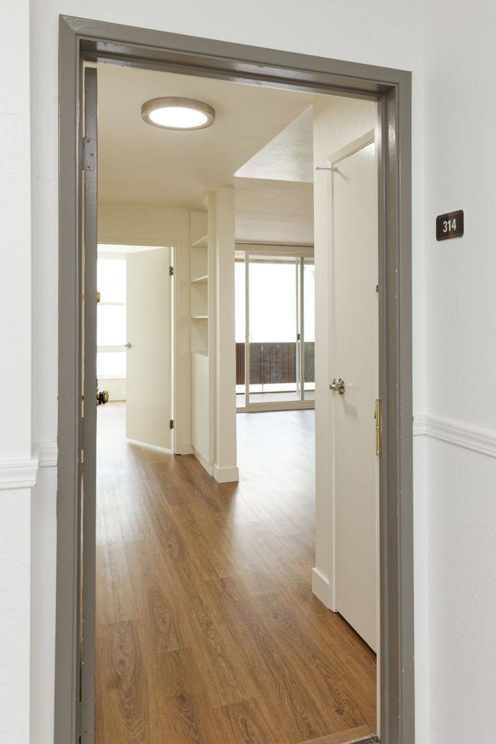 Apartment for rent at 1565 Madison St, Oakland, CA 94612