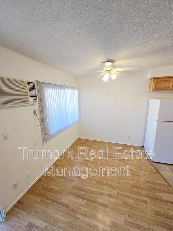 Apartment for rent at 332 Cornell Dr E, Burbank, CA 91504