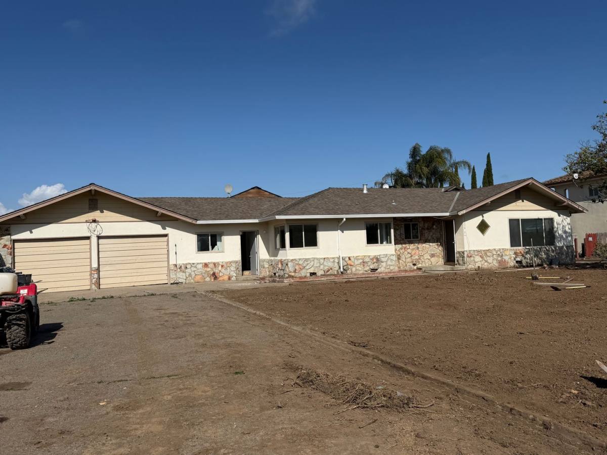 House for rent at 11322 Franklin Blvd, Elk Grove, CA 95757