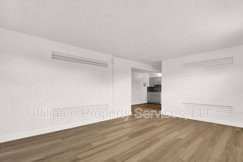 Apartment for rent at 2701 Ave E #15, West Palm Beach, FL 33404