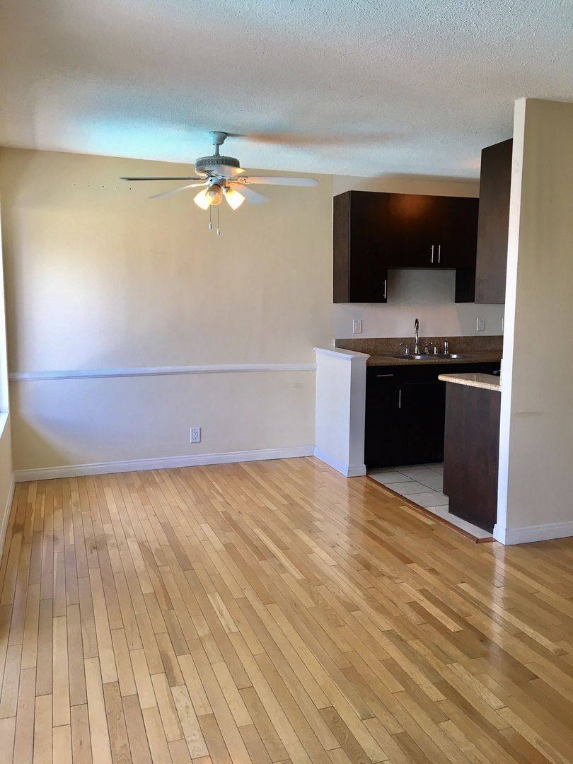 Apartment for rent at 3711 Mentone Ave, Los Angeles, CA 90034