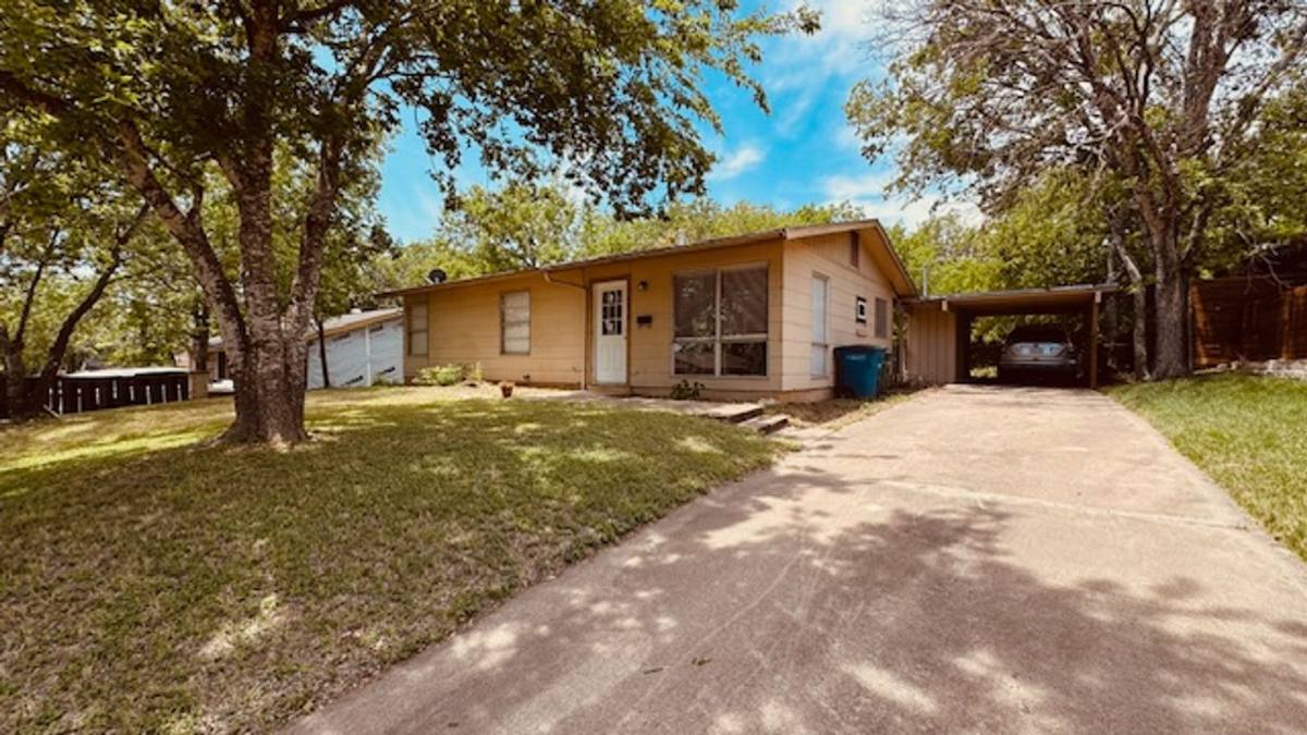 House for rent at 4614 Raintree Blvd, Austin, TX 78745