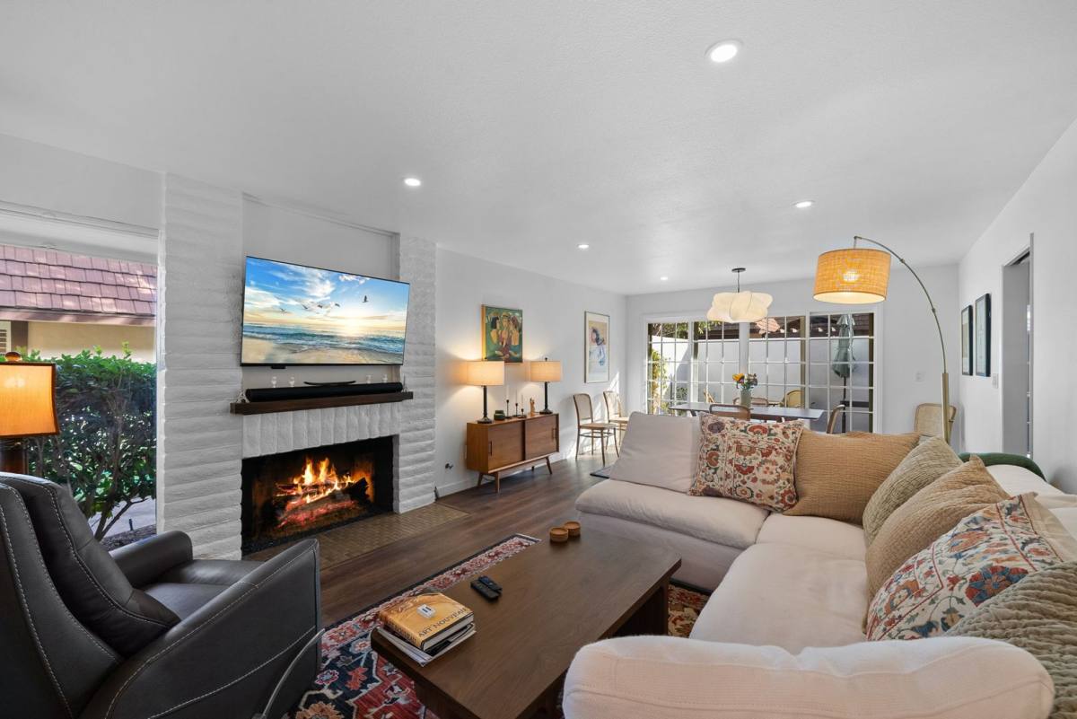 Condo for rent at 4517 Collwood Lane, San Diego, CA 92115