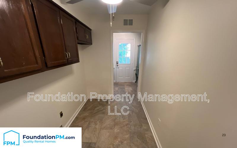 House for rent at 7939 Dovie Lane, Germantown, TN 38138