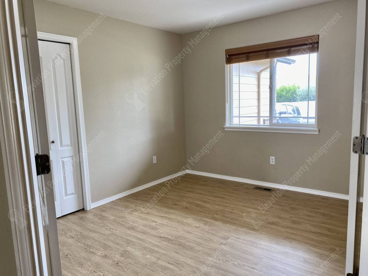 House for rent at 625 NE Redwood Ave, Redmond, OR 97756