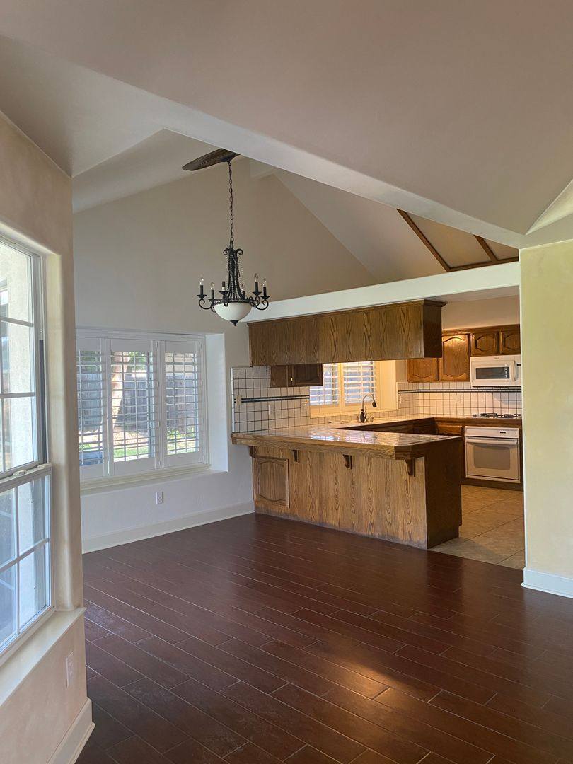 House for rent at 310 Via Rosario, Bakersfield, CA 93314