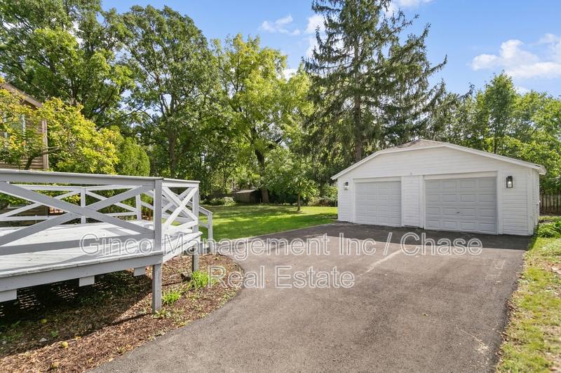 House for rent at 1525 Burr Oak, Homewood, IL 60430