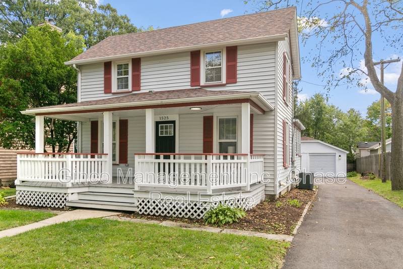 House for rent at 1525 Burr Oak, Homewood, IL 60430