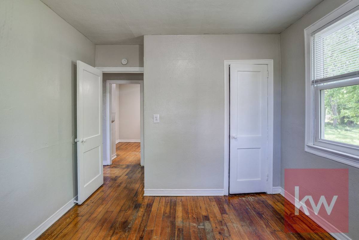 Townhouse for rent at 2025 Sherwood Rd, Kingsport, TN 37664