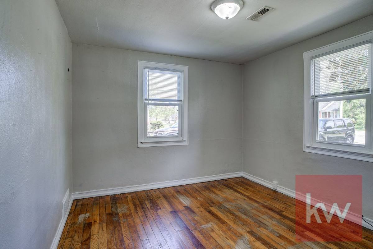 Townhouse for rent at 2025 Sherwood Rd, Kingsport, TN 37664