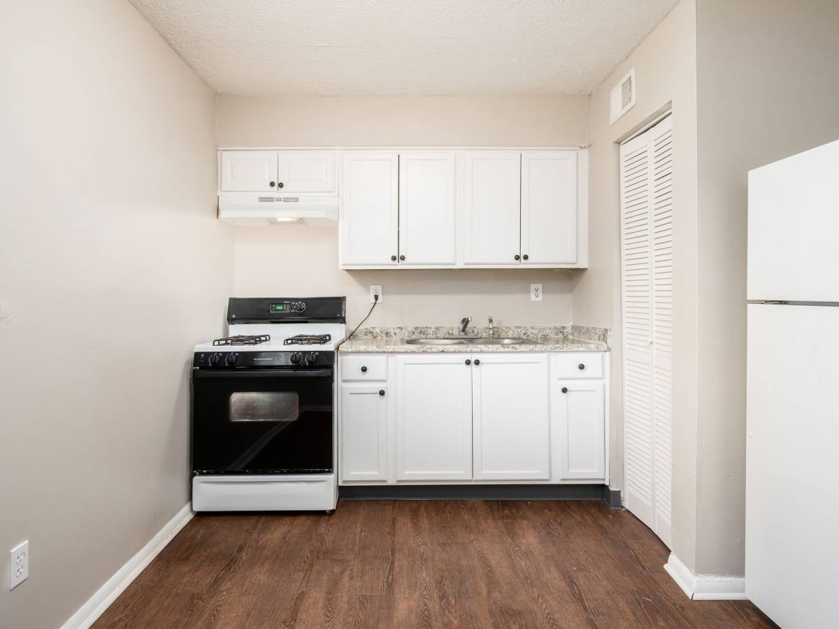 Apartment for rent at 3170 Melissa Place, Columbus, OH 43227