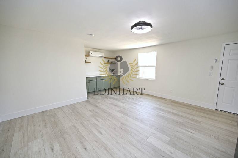 House for rent at 1584 N Carruth Ave #B, Fresno, CA 93728