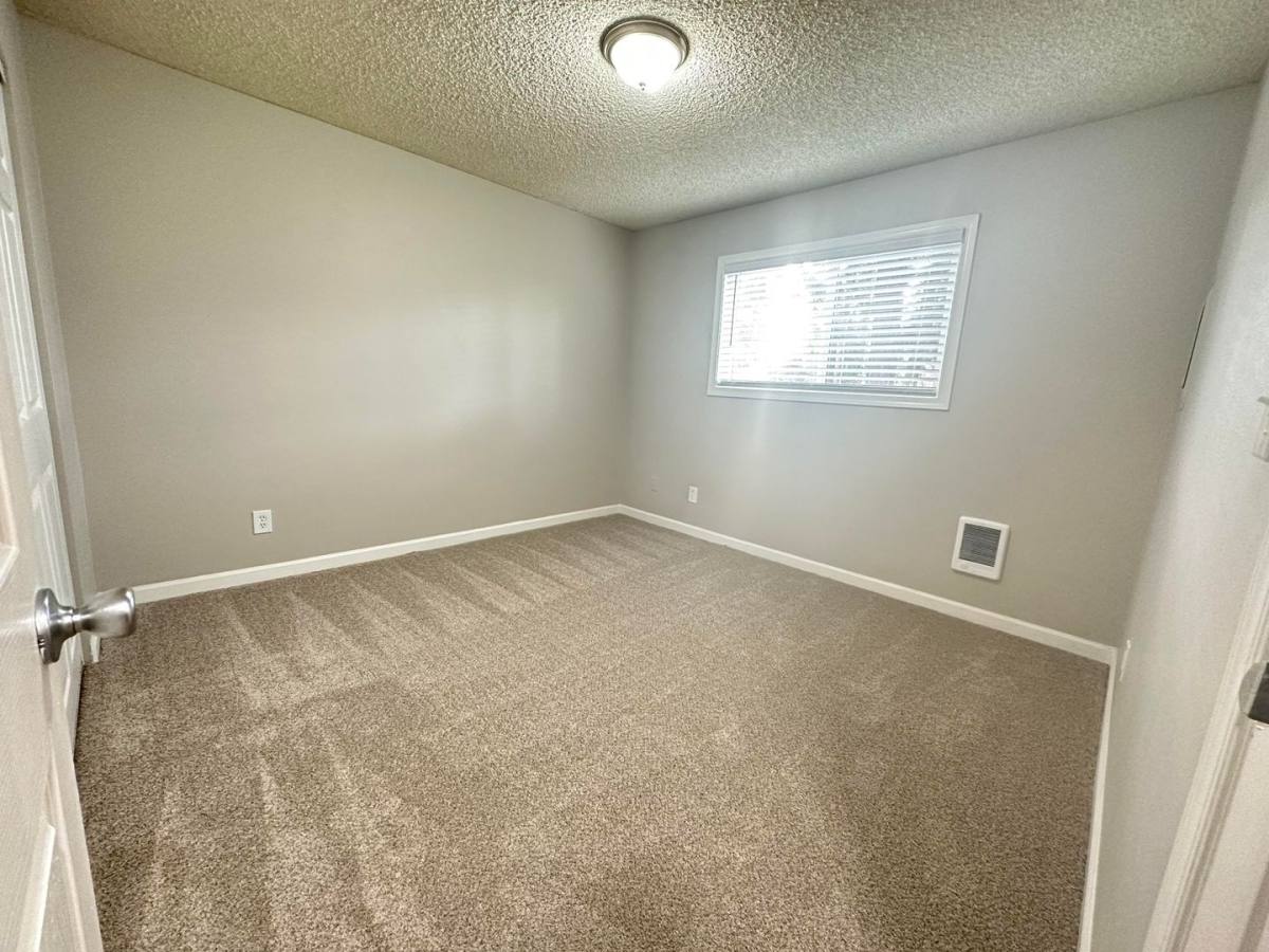 Apartment for rent at 12540 SE Powell Blvd, Portland, OR 97236