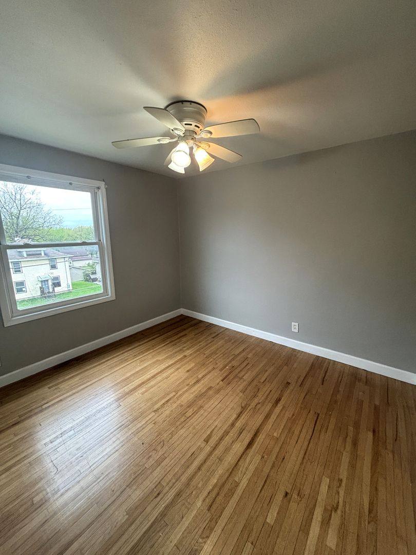 Townhouse for rent at 1272 W Mullan Ave, Waterloo, IA 50701