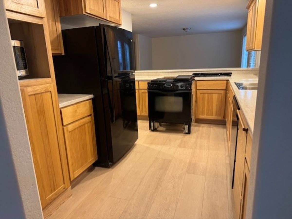 House for rent at 61234 SW Larkwood Dr, Bend, OR 97702