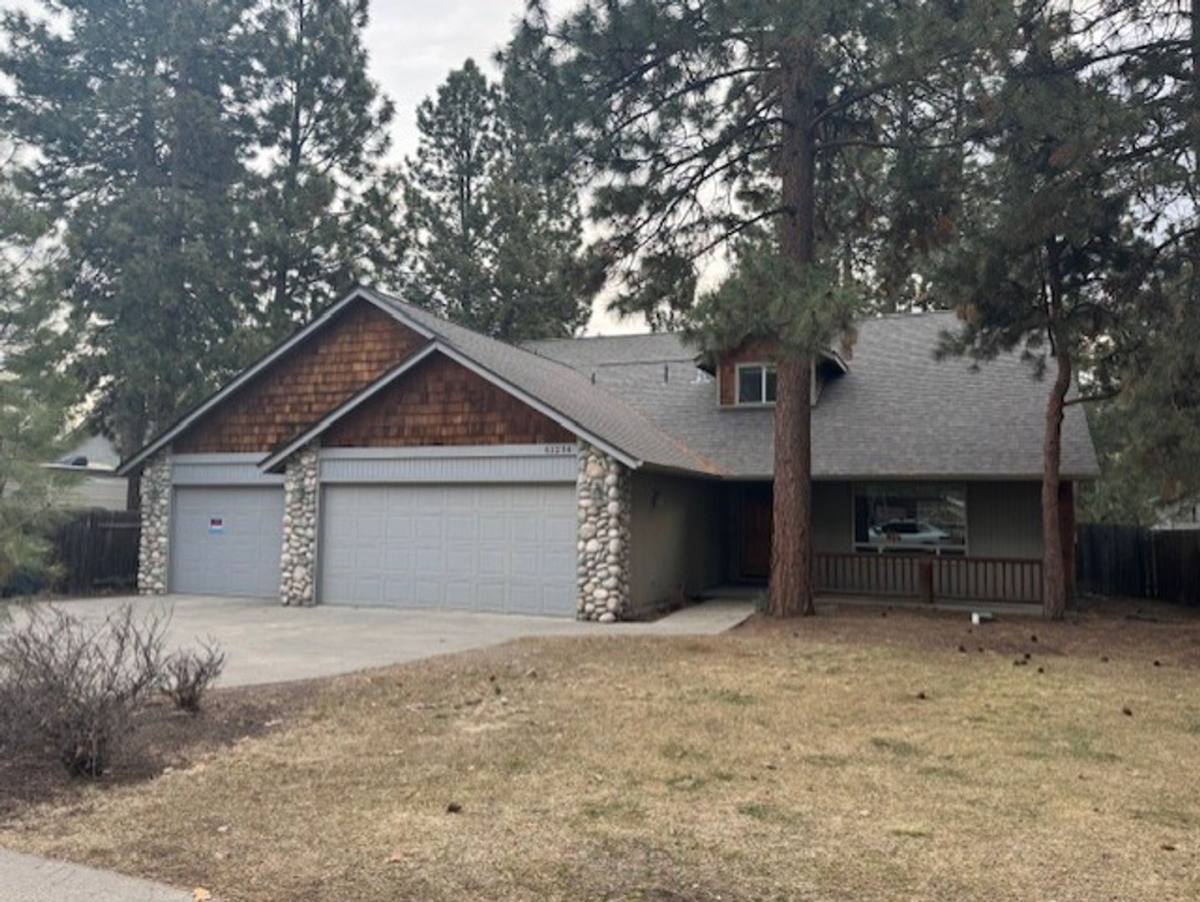 House for rent at 61234 SW Larkwood Dr, Bend, OR 97702