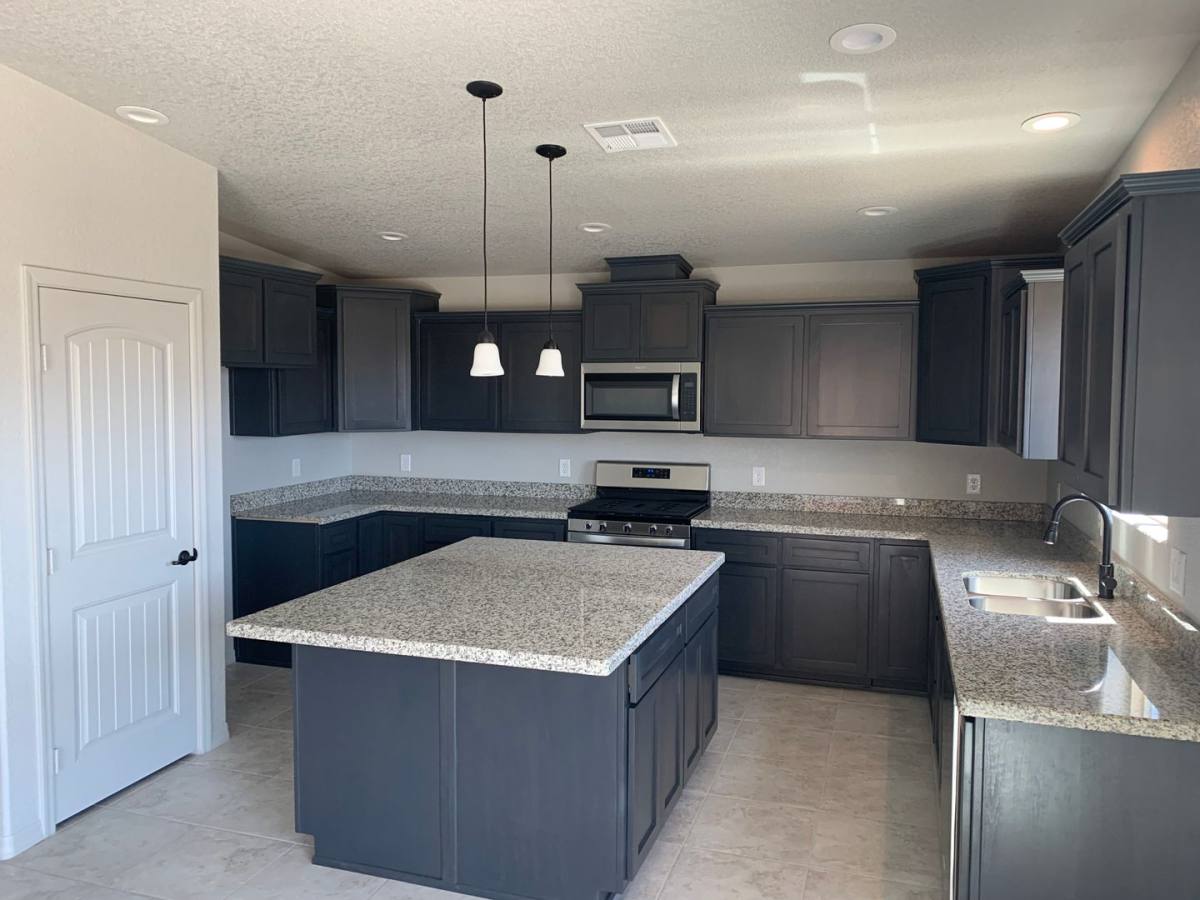House for rent at 11649 E 33rd Place, Yuma, AZ 85365