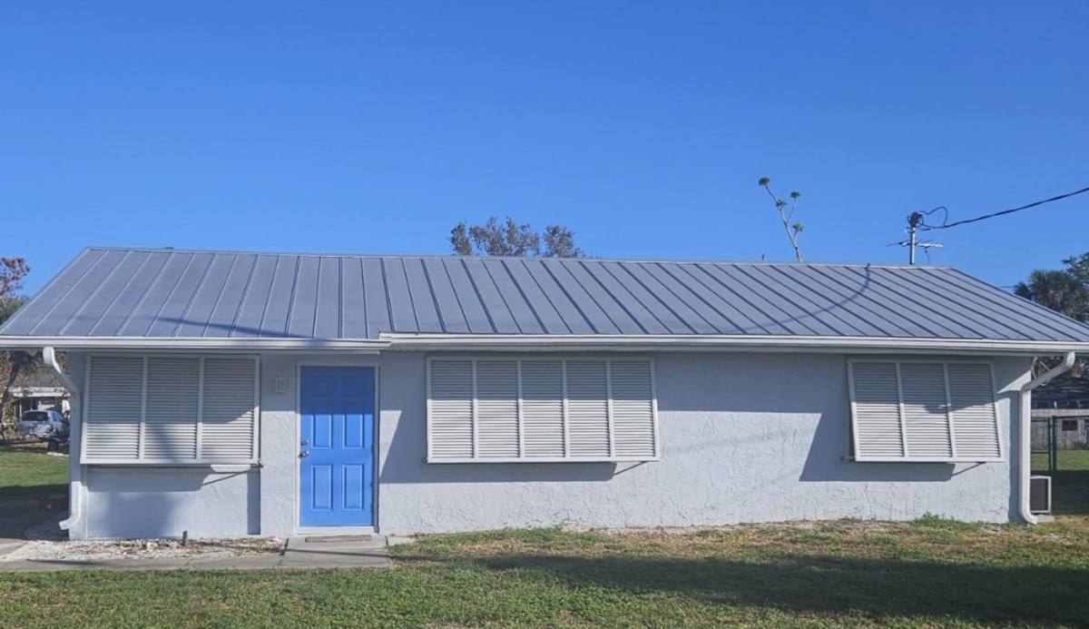 House for rent at 360 W Fray St, Englewood, FL 34223