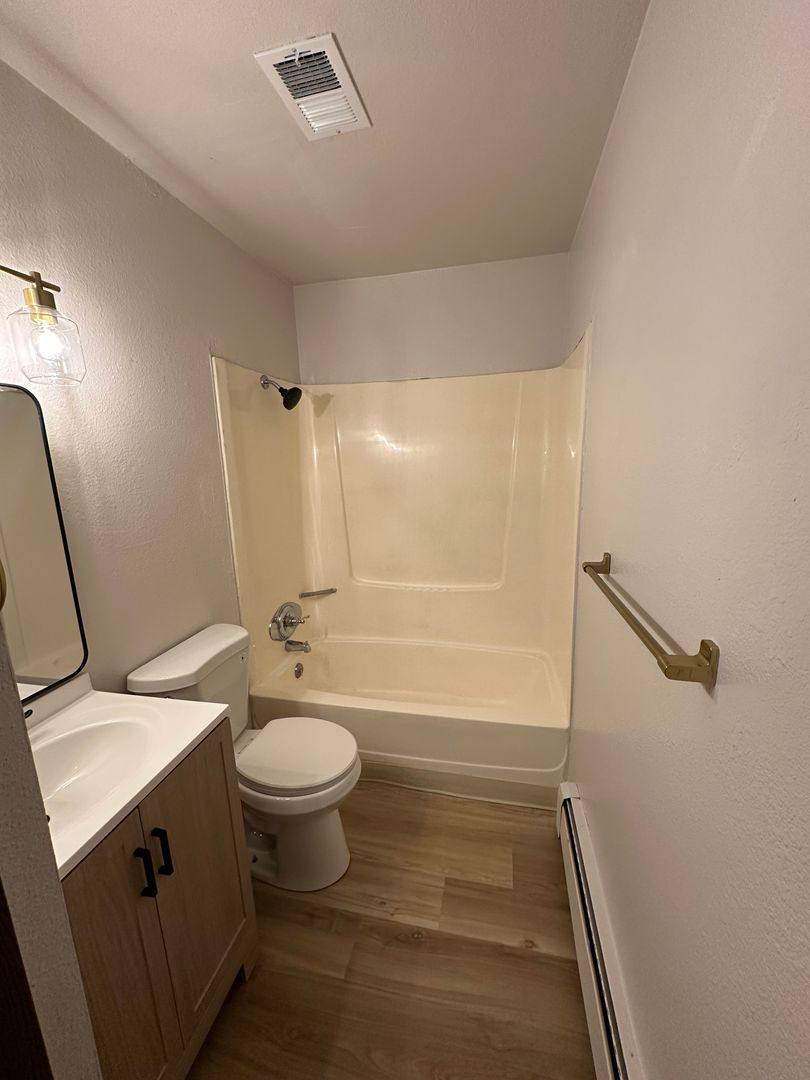 Apartment for rent at 4500 Parkview Dr, Cheyenne, WY 82001
