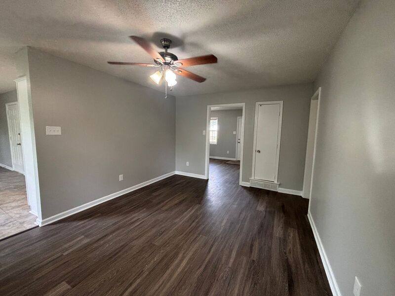 House for rent at 3989 Battlefield Dr, Memphis, TN 38128