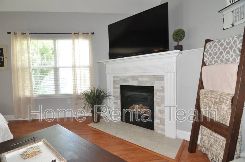 House for rent at 156 Cottonham Court, Richmond Hill, GA 31324