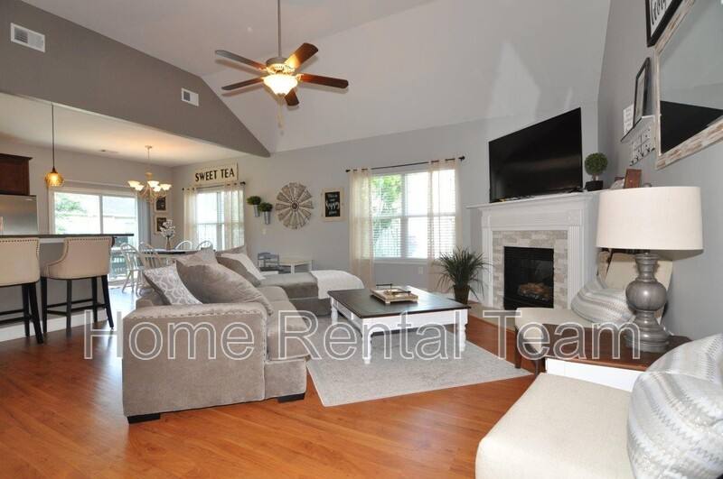 House for rent at 156 Cottonham Court, Richmond Hill, GA 31324