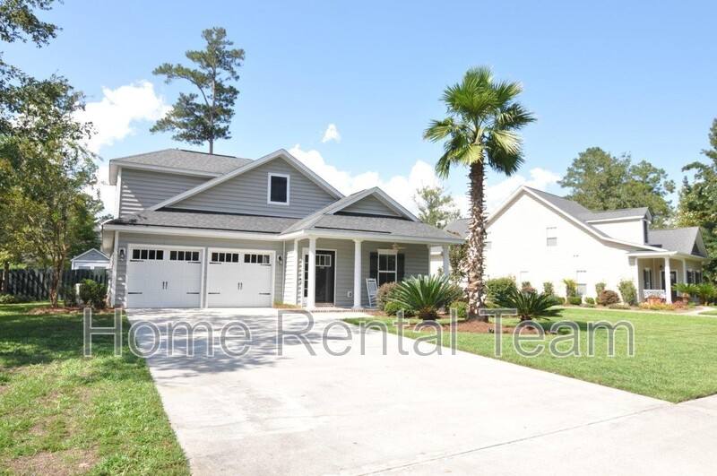 House for rent at 156 Cottonham Court, Richmond Hill, GA 31324