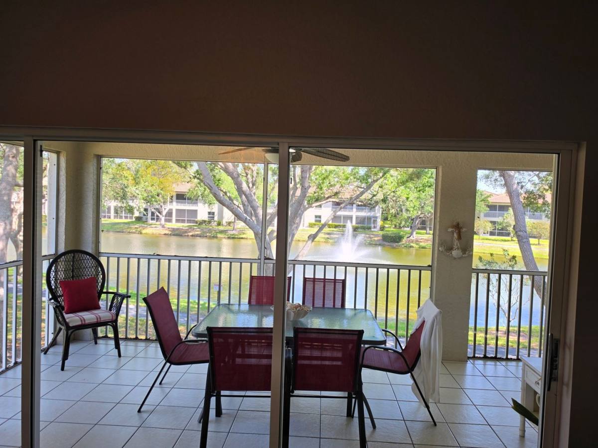 Apartment for rent at 200 Diamond Circle, Naples, FL 34110
