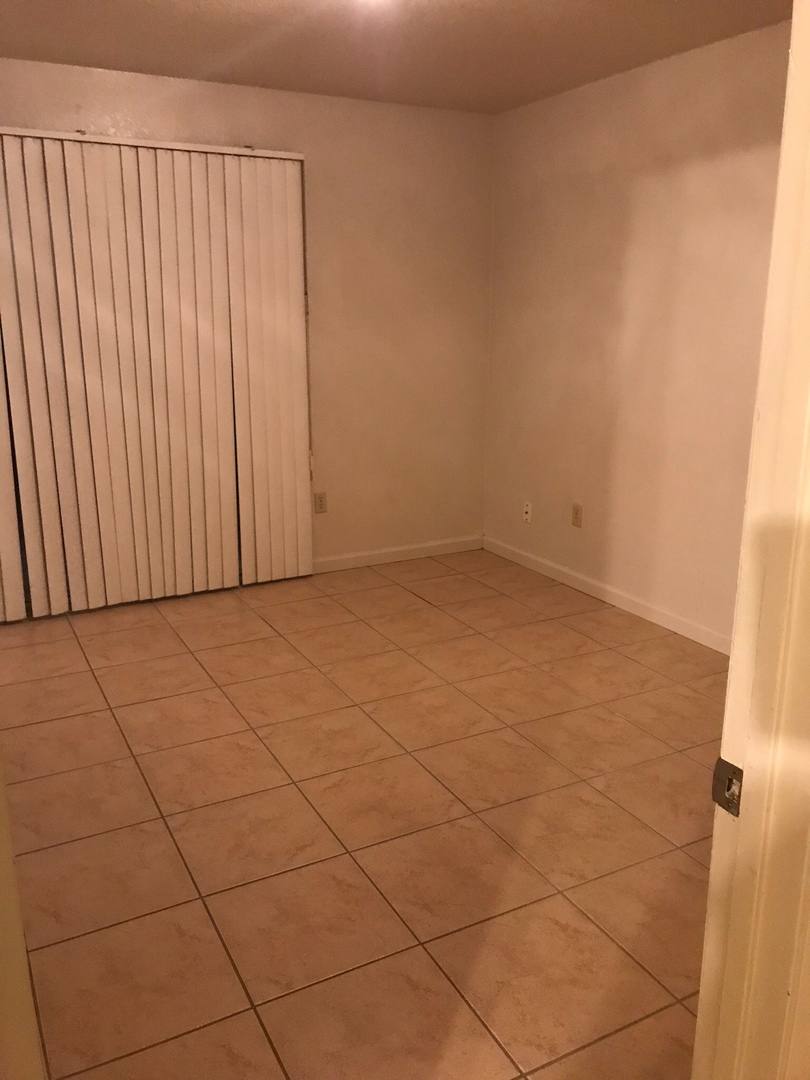 Apartment for rent at 2174 Coley Ave, Escalon, CA 95320
