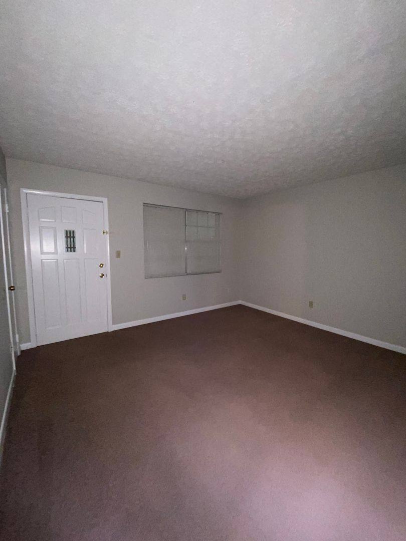 Apartment for rent at 1415 Christine Ave, Anniston, AL 36207