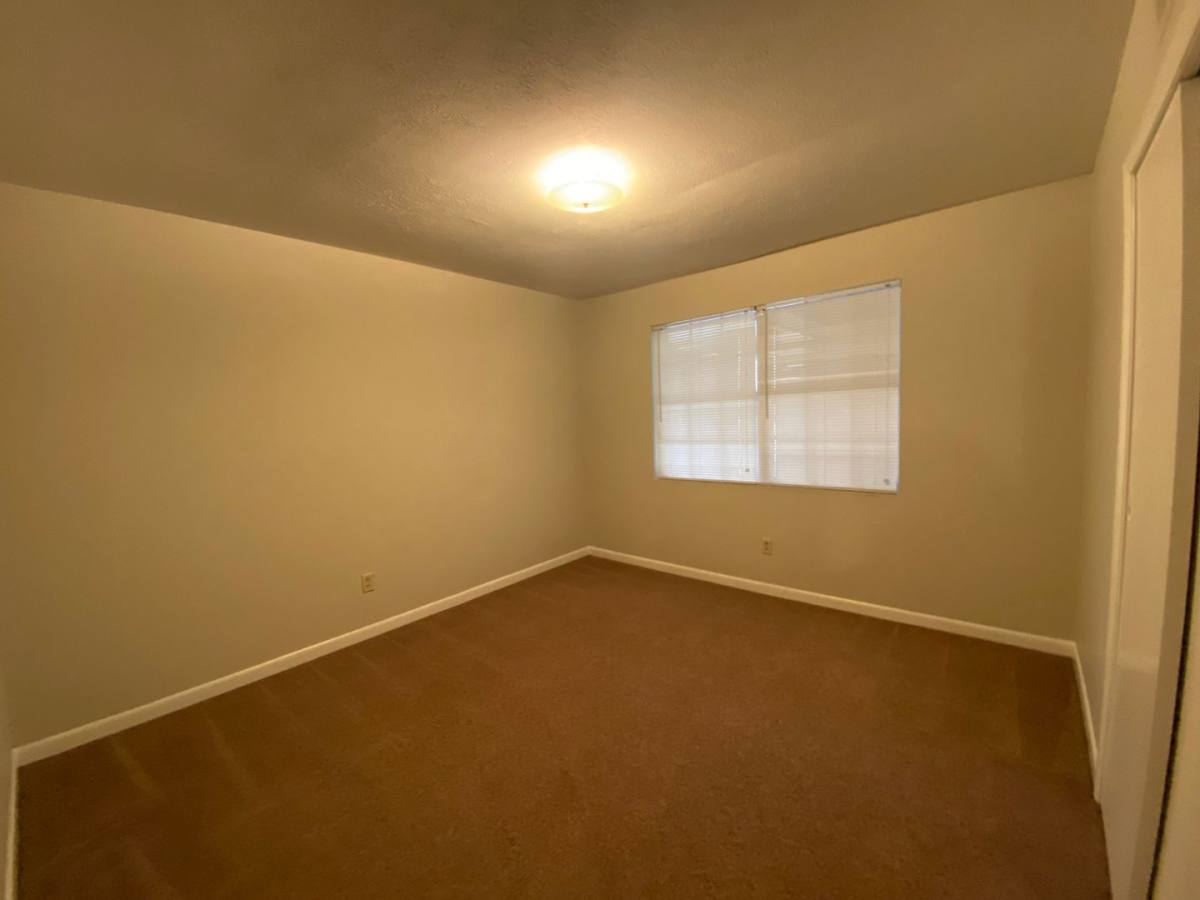 Apartment for rent at 1415 Christine Ave, Anniston, AL 36207