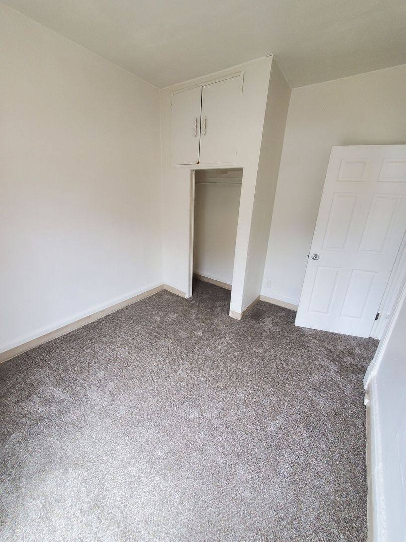Apartment for rent at 612 10th St, Racine, WI 53403