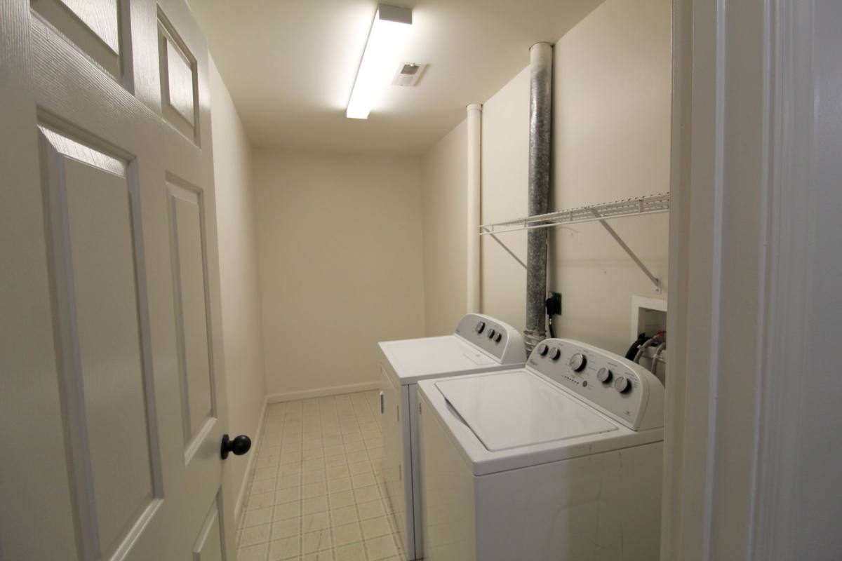 Apartment for rent at 1326 Devon Lane, Harrisonburg, VA 22801