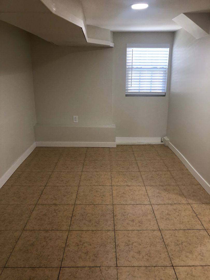 Apartment for rent at 4260 Campus Ave, San Diego, CA 92103