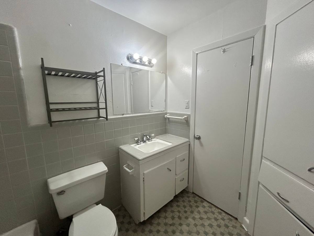 Apartment for rent at 3520 Garrott, Houston, TX 77006