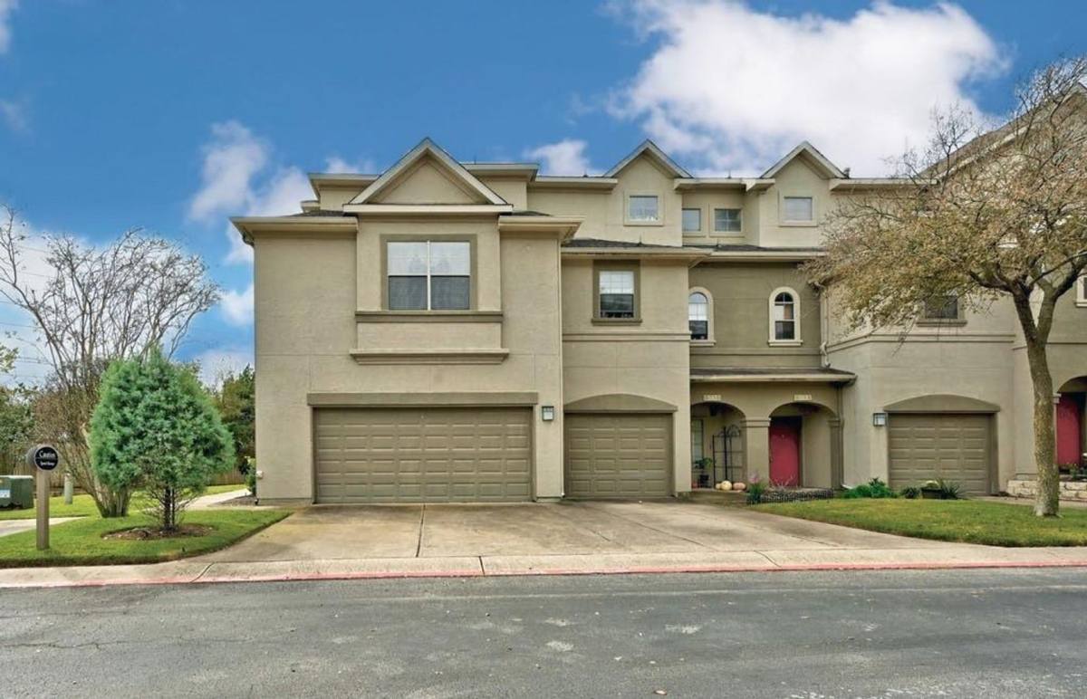 Condo for rent at 11203 Ranch Rd #2222, Austin, TX 78730