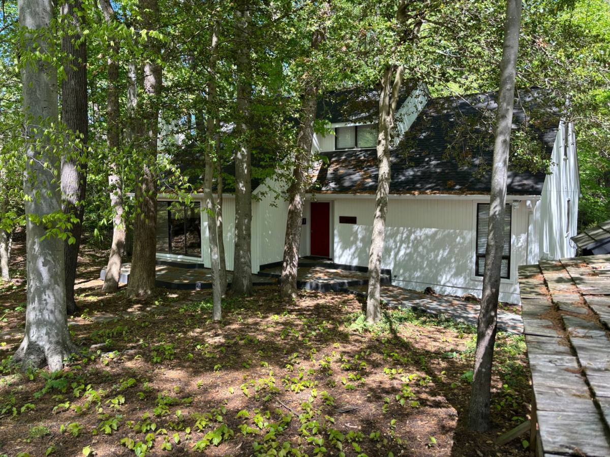 House for rent at 2729 Poplar Lane, Annapolis, MD 21401