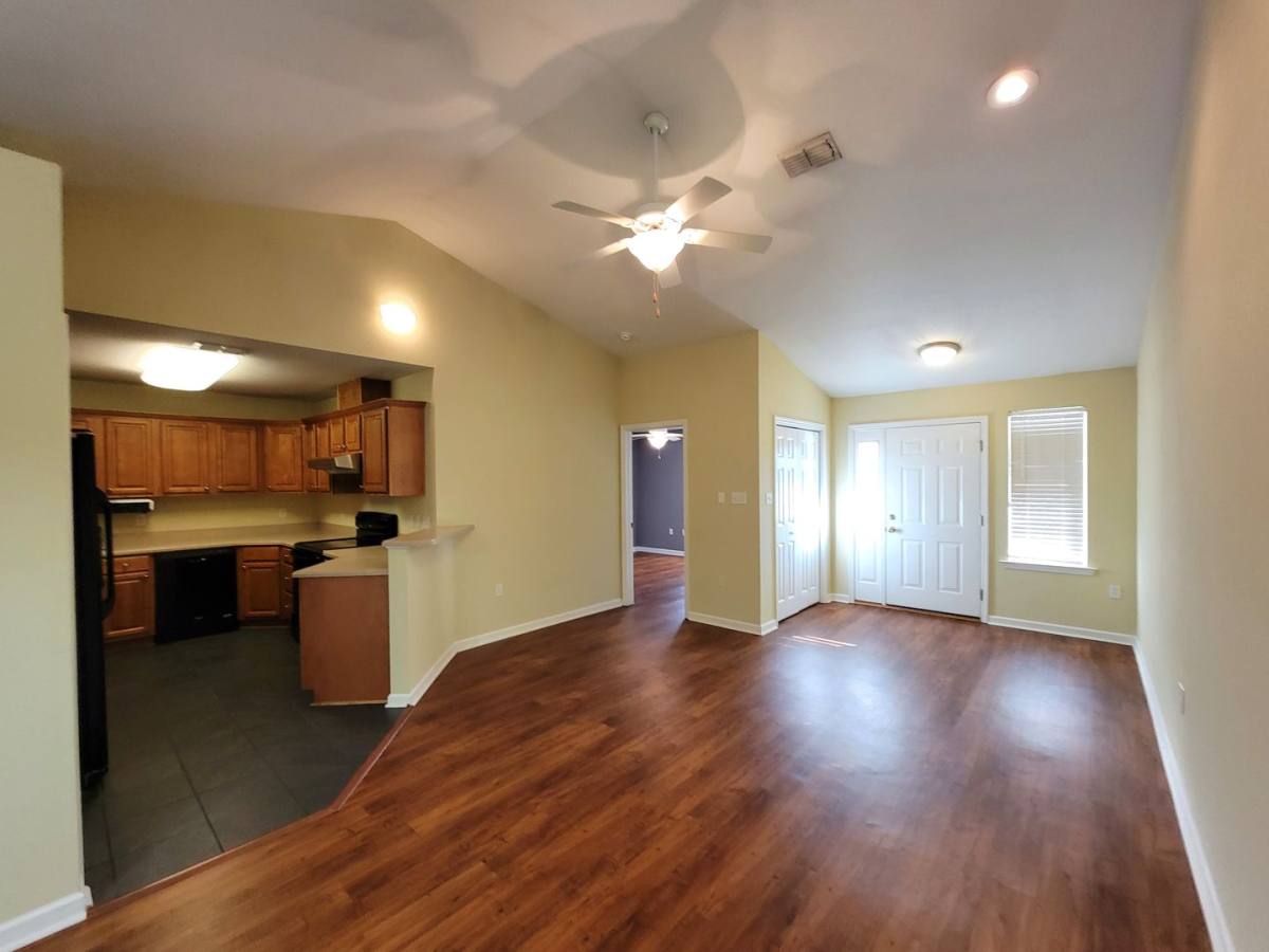 Townhouse for rent at 2372 Quazar Circle, Tallahassee, FL 32311