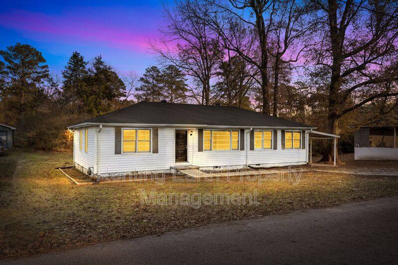 House for rent at 2321 4th St NE, Birmingham, AL 35215